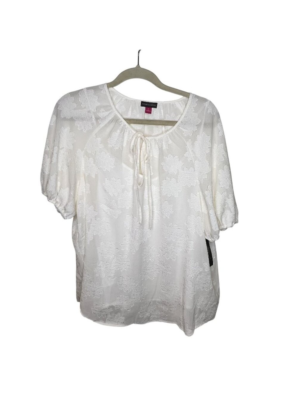 Vince Camuto Ivory Blouse Daisy Daze Top Size Large Short Sleeve NWT